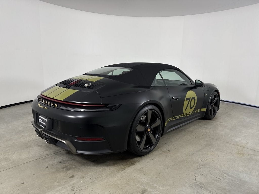 2026 Porsche 911 Carrera 4 GTS