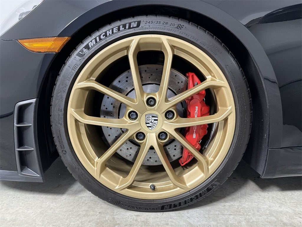 2021 Porsche 718 Spyder Roadster