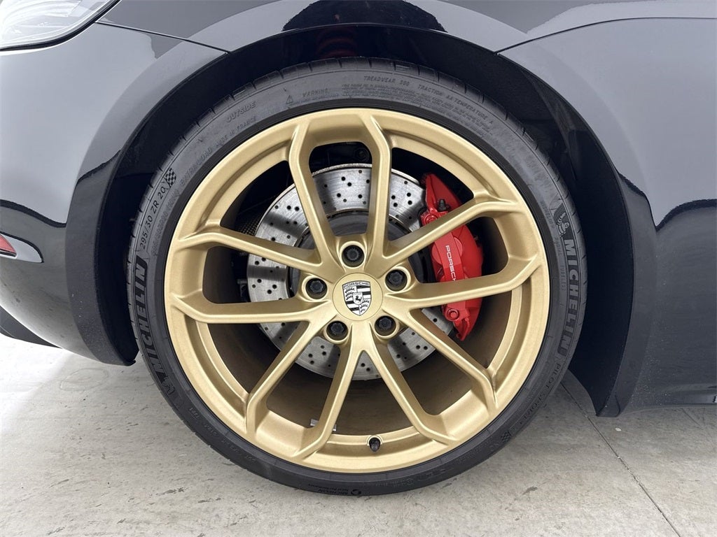 2021 Porsche 718 Spyder Roadster