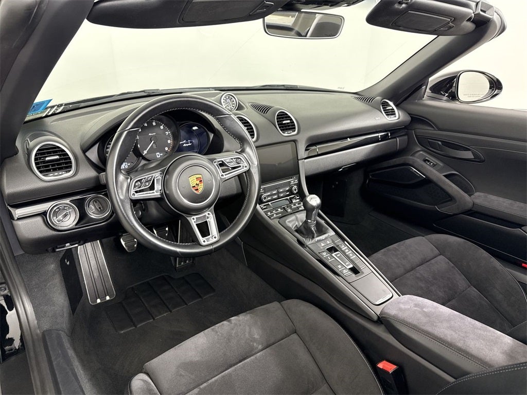 2021 Porsche 718 Spyder Roadster