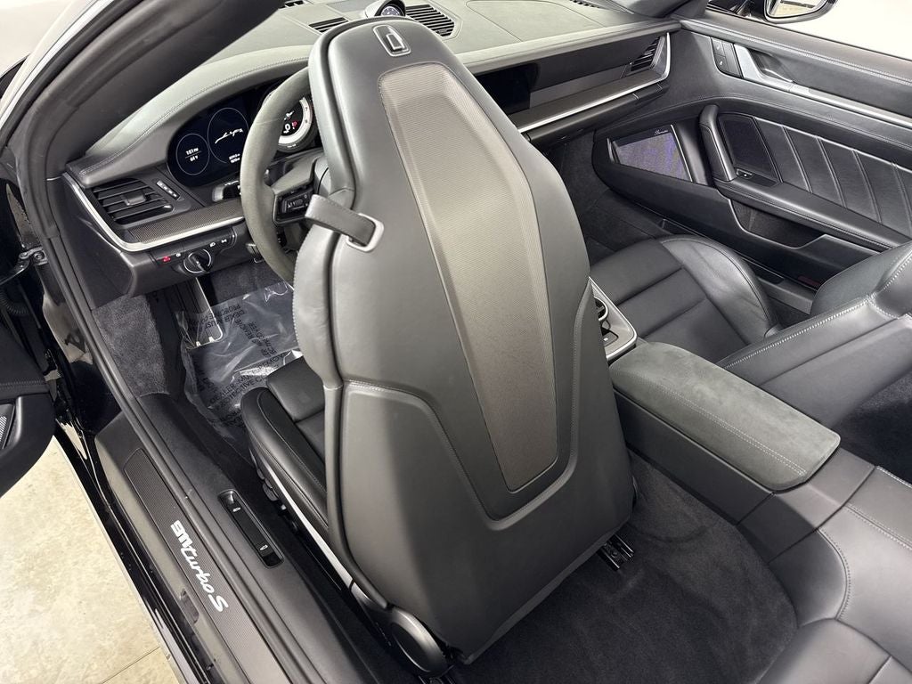 2022 Porsche 911 Turbo S