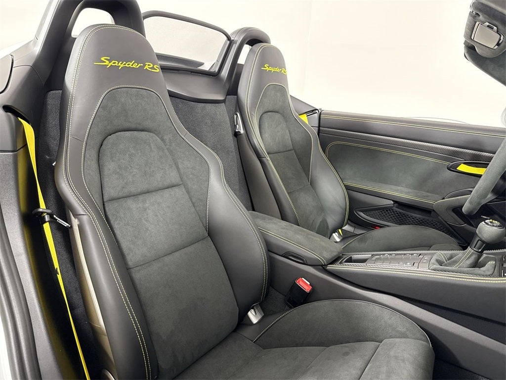 2025 Porsche 718 Spyder RS RS