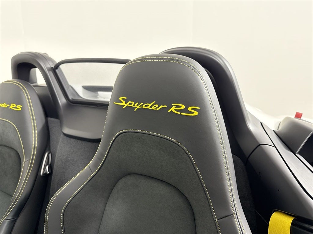 2025 Porsche 718 Spyder RS RS