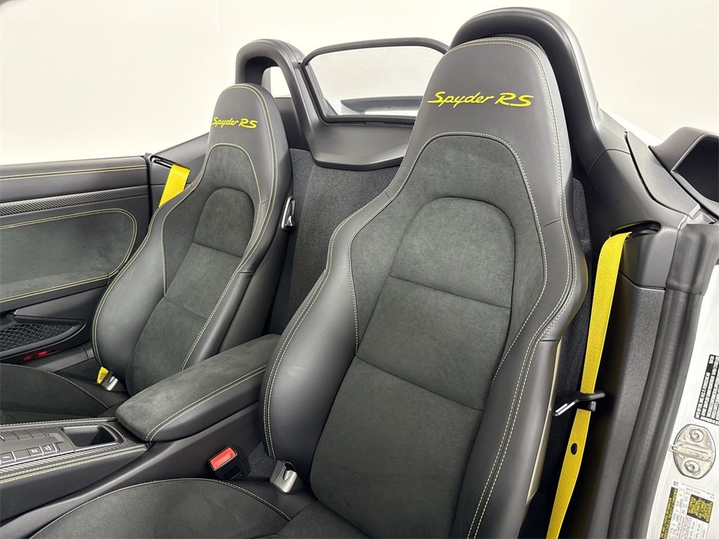 2025 Porsche 718 Spyder RS RS