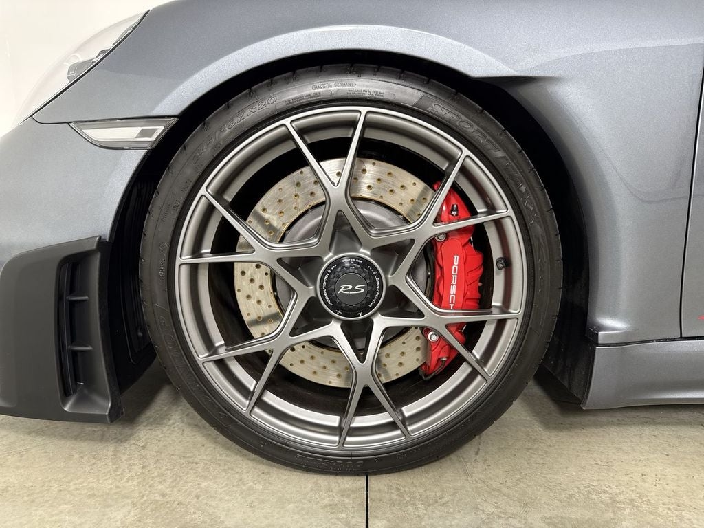 2024 Porsche 718 Spyder RS