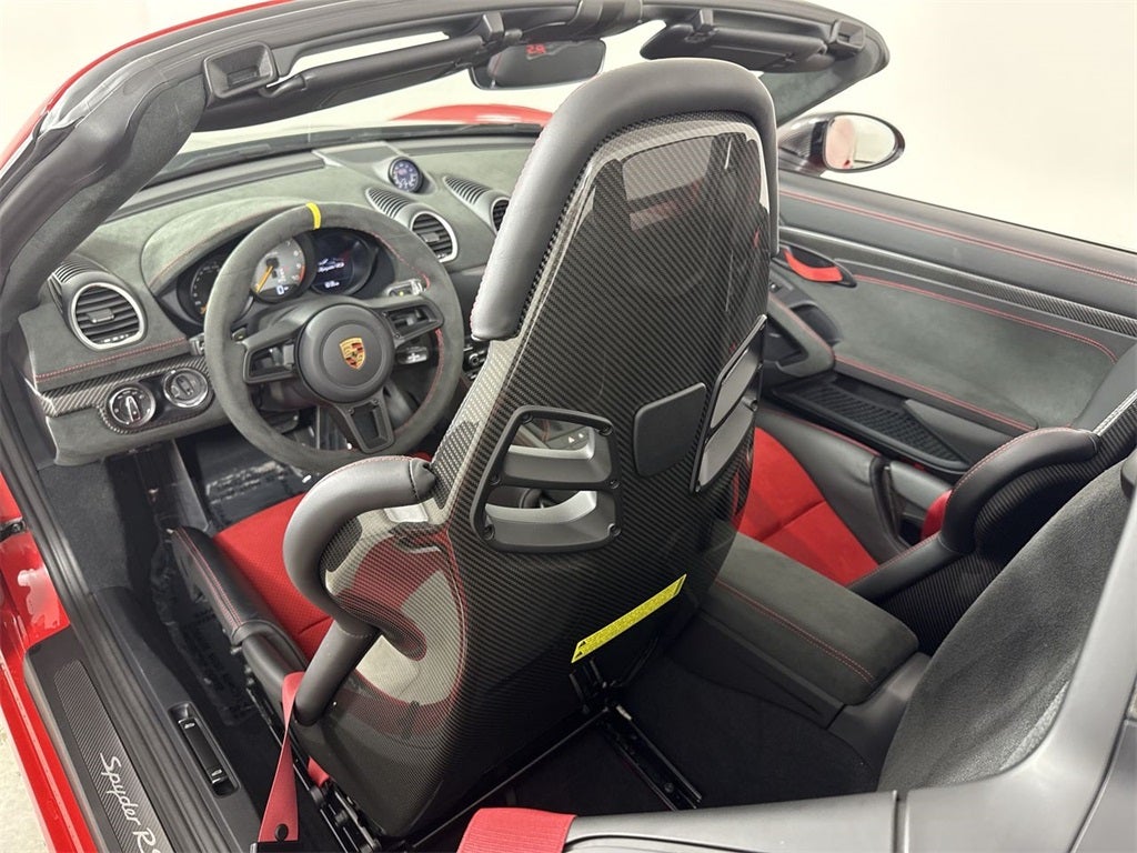 2024 Porsche 718 Spyder RS