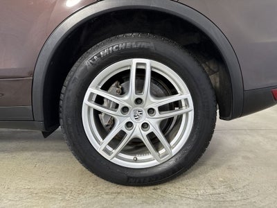 2014 Porsche Cayenne AWD 4dr Tiptronic