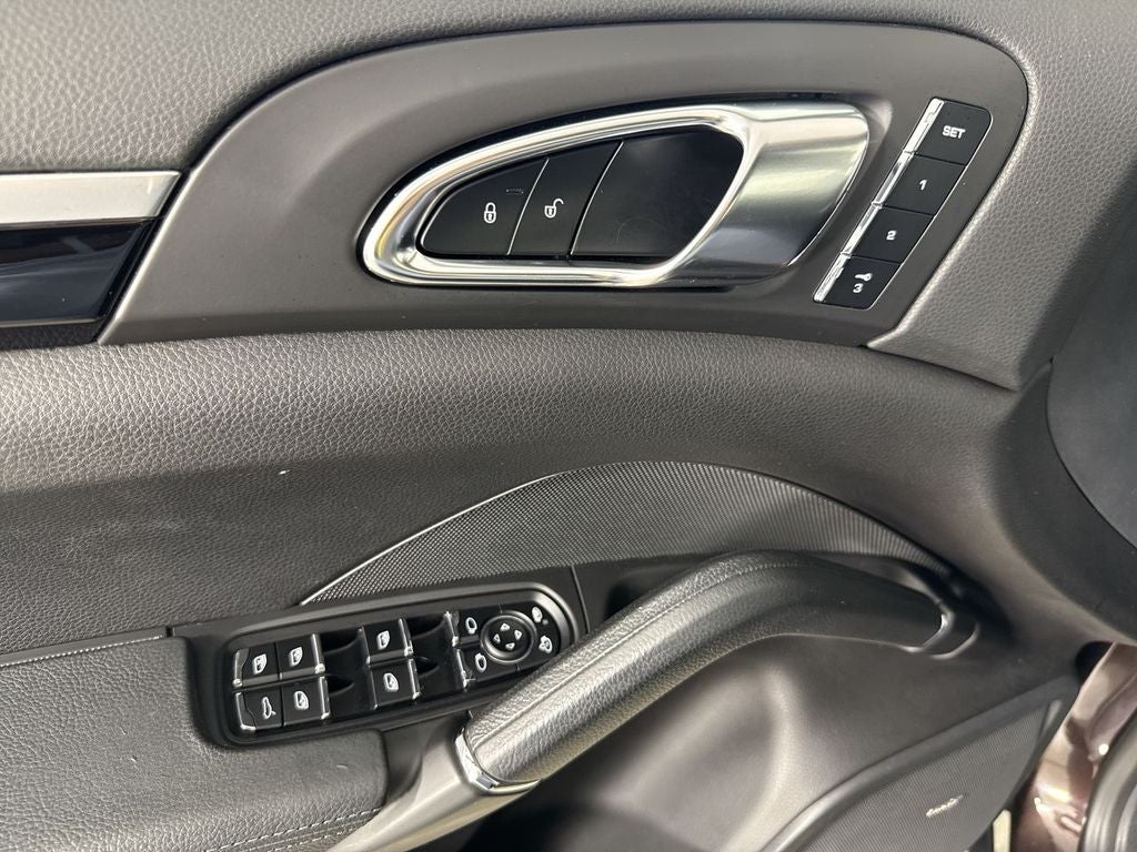 2014 Porsche Cayenne AWD 4dr Tiptronic