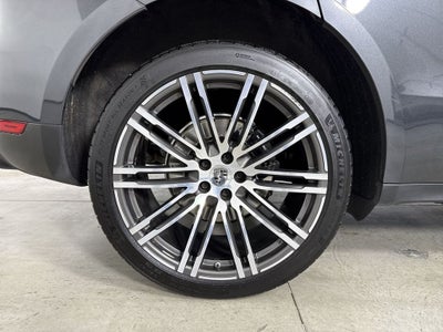 2017 Porsche Macan AWD
