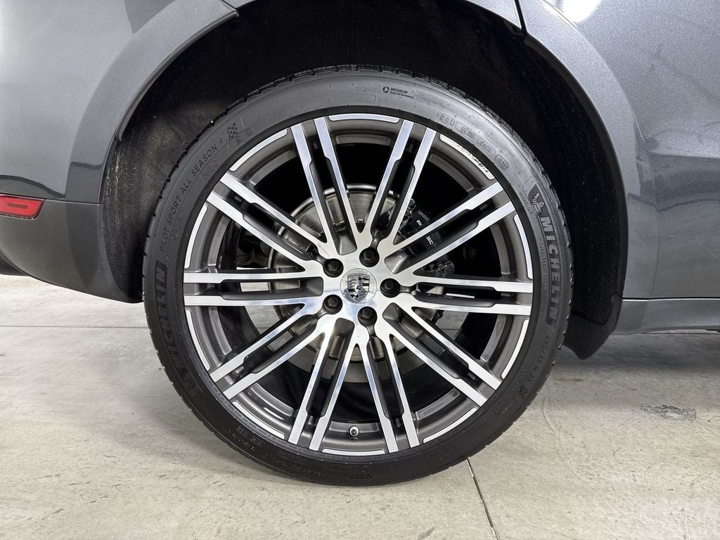 2017 Porsche Macan AWD