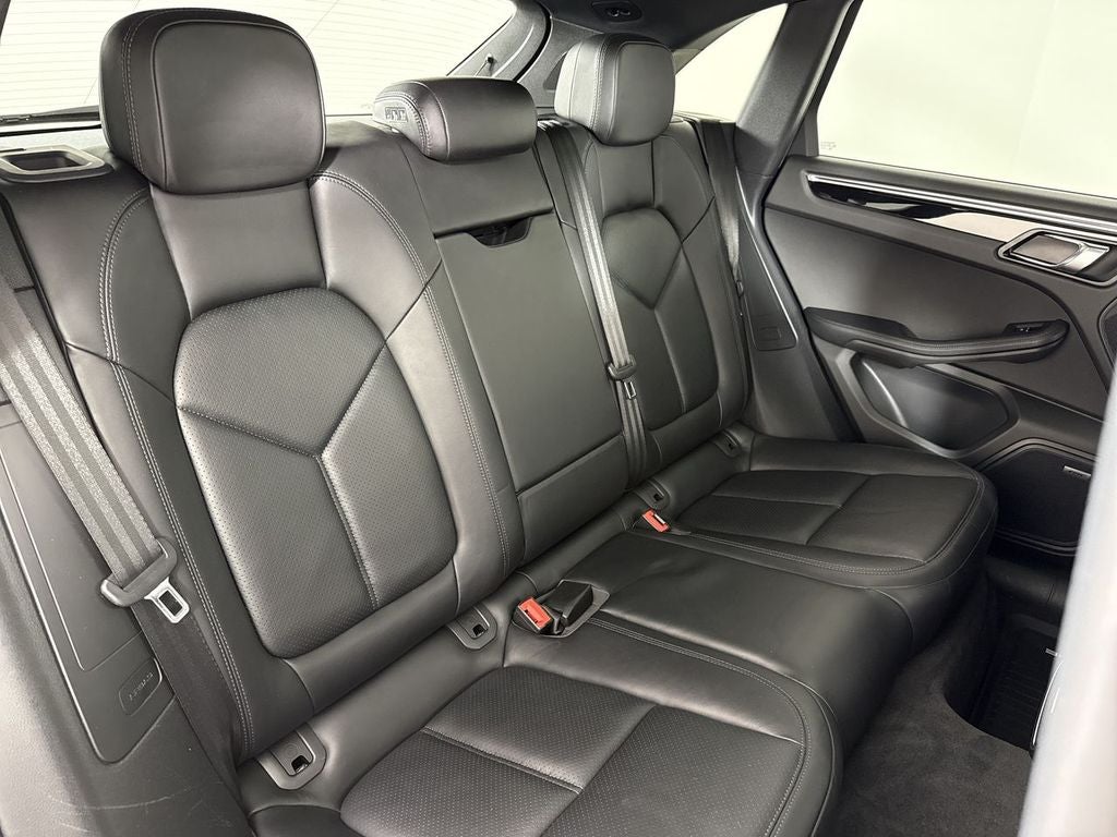 2017 Porsche Macan AWD