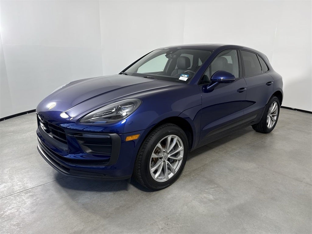 2023 Porsche Macan AWD