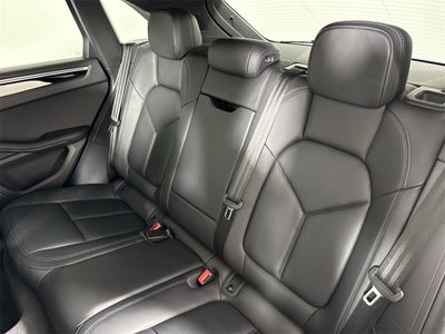 2023 Porsche Macan AWD