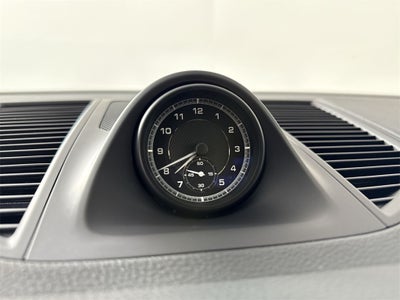 2023 Porsche Macan AWD