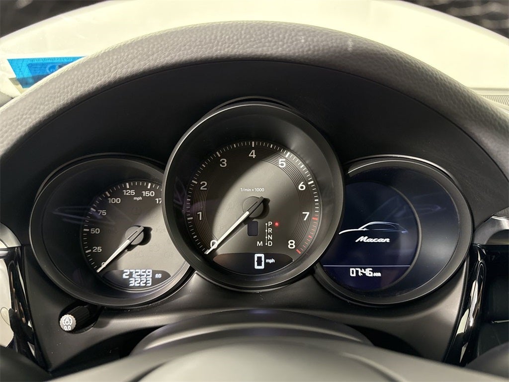 2023 Porsche Macan AWD