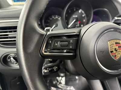2023 Porsche Macan AWD