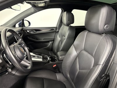 2023 Porsche Macan AWD
