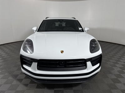 2025 Porsche Macan AWD