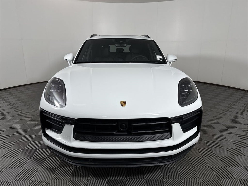 2025 Porsche Macan AWD
