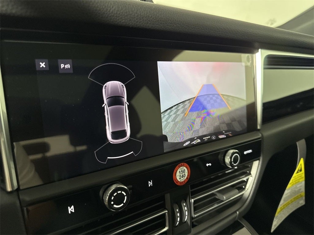 2025 Porsche Macan AWD