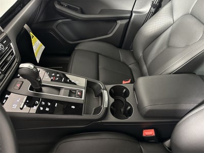2025 Porsche Macan AWD
