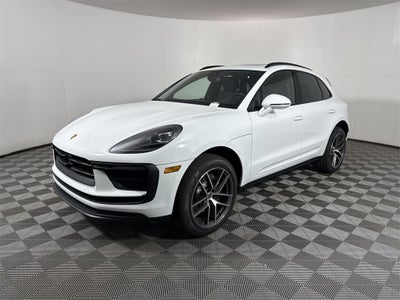 2025 Porsche Macan AWD