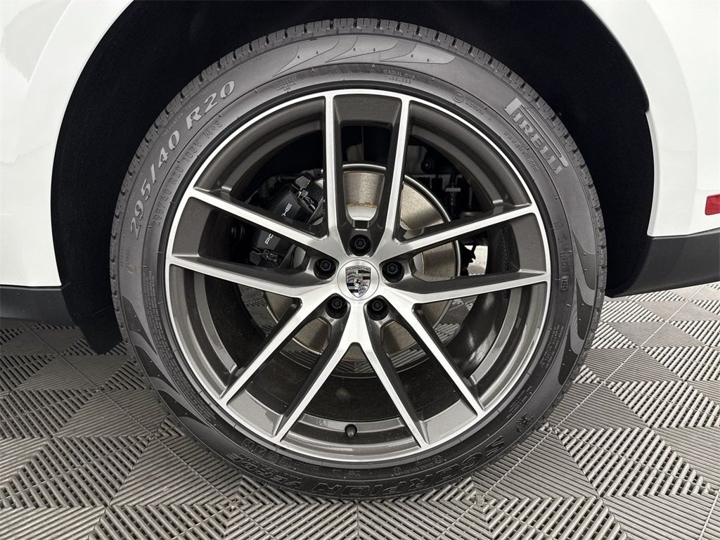 2025 Porsche Macan AWD