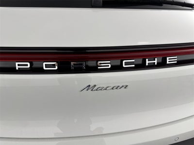 2025 Porsche Macan AWD