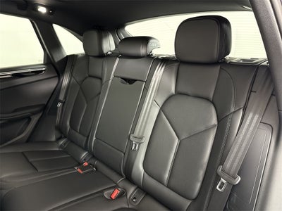 2025 Porsche Macan AWD