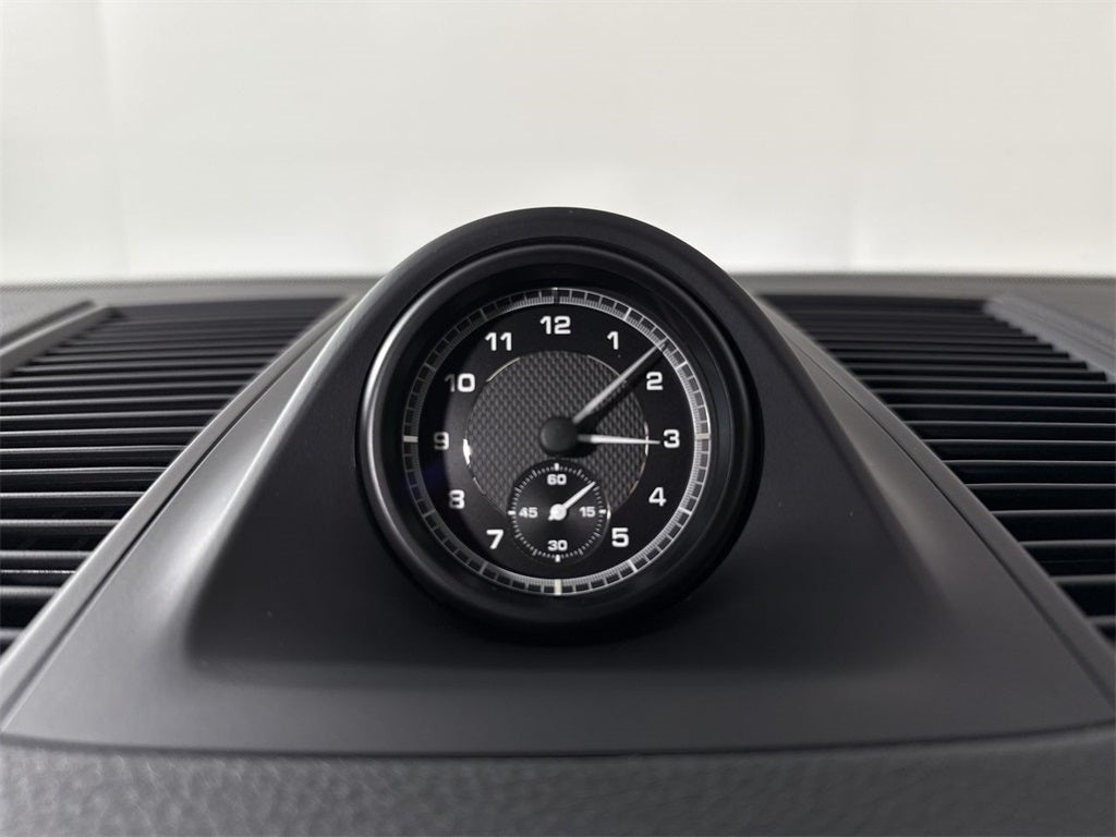 2025 Porsche Macan AWD