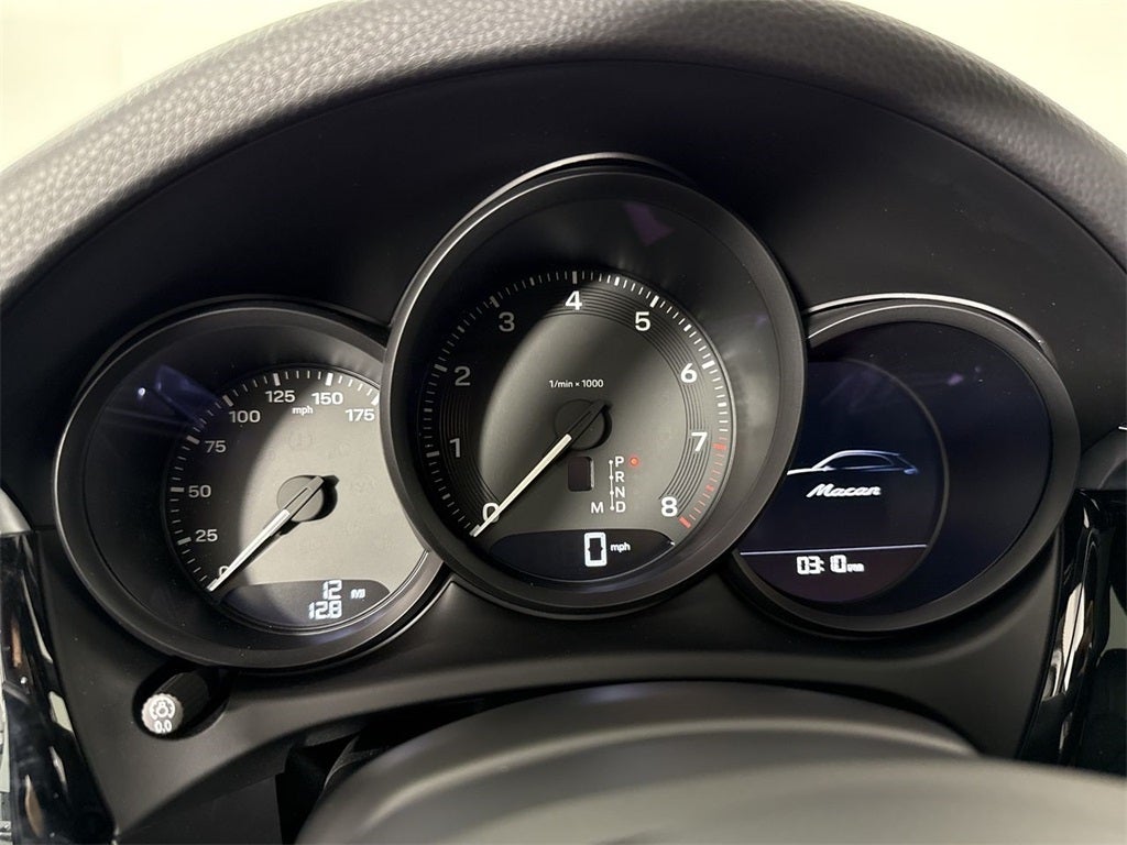 2025 Porsche Macan AWD