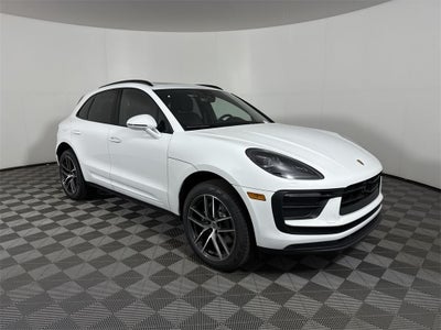 2025 Porsche Macan AWD