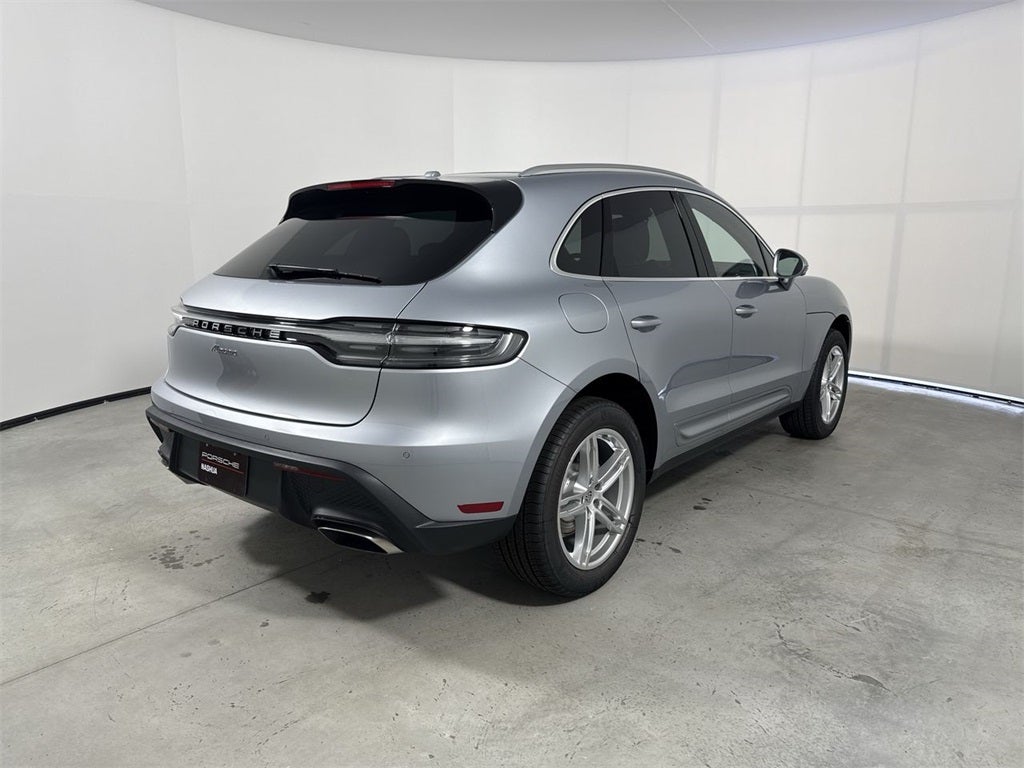 2026 Porsche Macan AWD