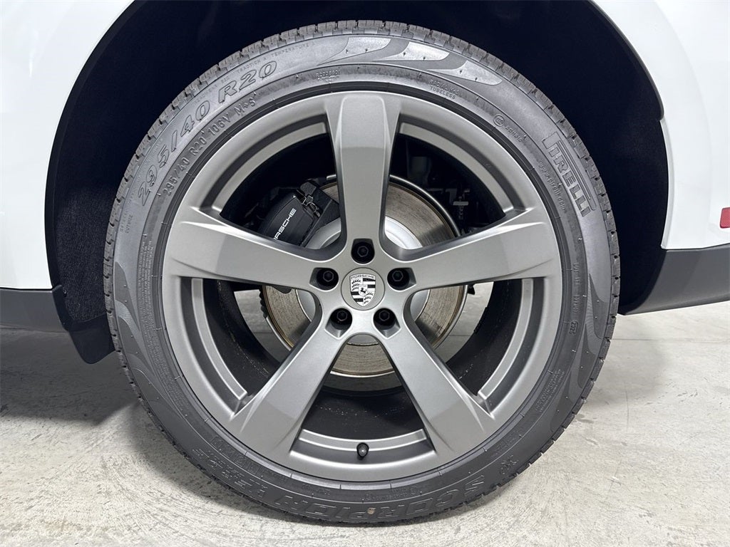 2026 Porsche Macan AWD