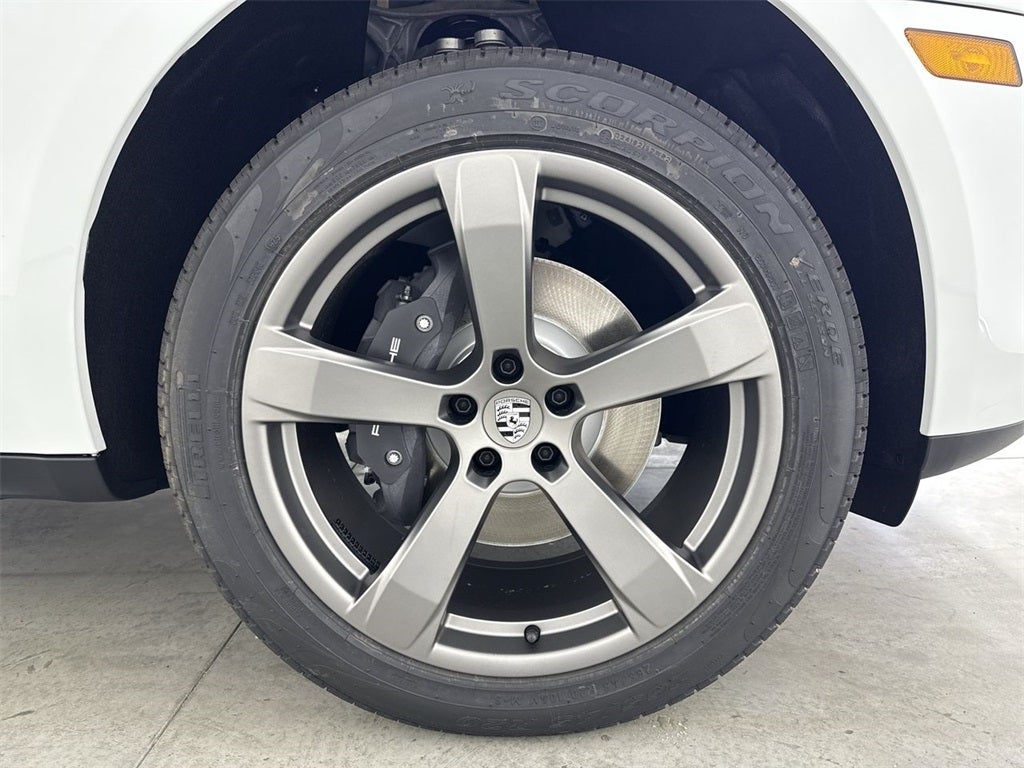 2026 Porsche Macan AWD