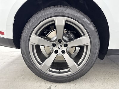 2026 Porsche Macan AWD