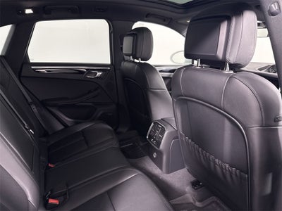 2026 Porsche Macan AWD