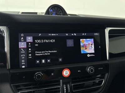 2026 Porsche Macan AWD