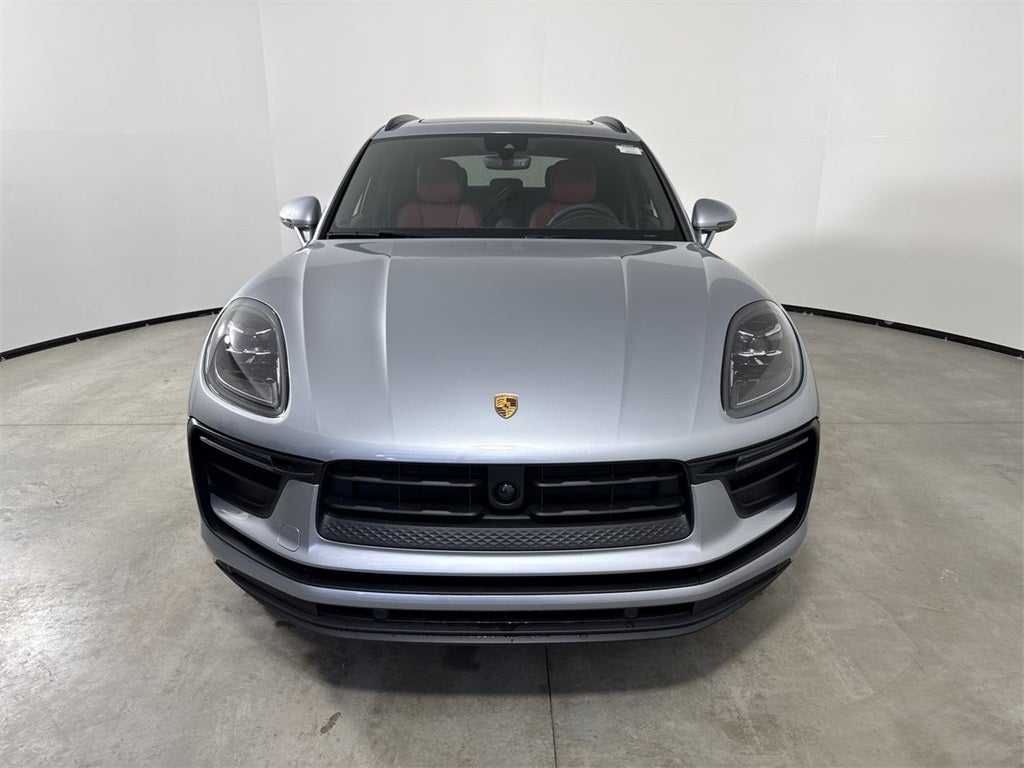 2026 Porsche Macan AWD