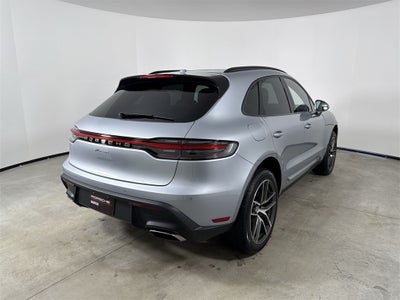 2026 Porsche Macan AWD