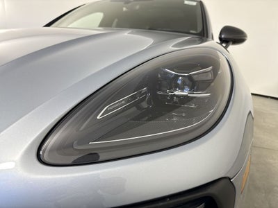 2026 Porsche Macan T