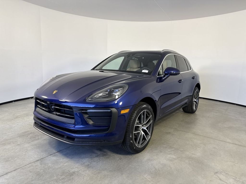 2026 Porsche Macan Macan