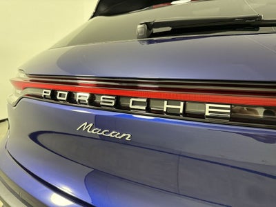 2026 Porsche Macan Macan
