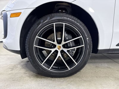 2026 Porsche Macan Macan