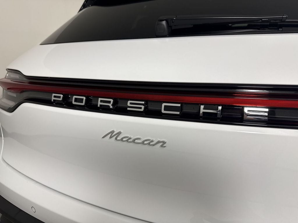 2026 Porsche Macan Macan