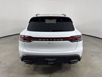 2026 Porsche Macan Macan
