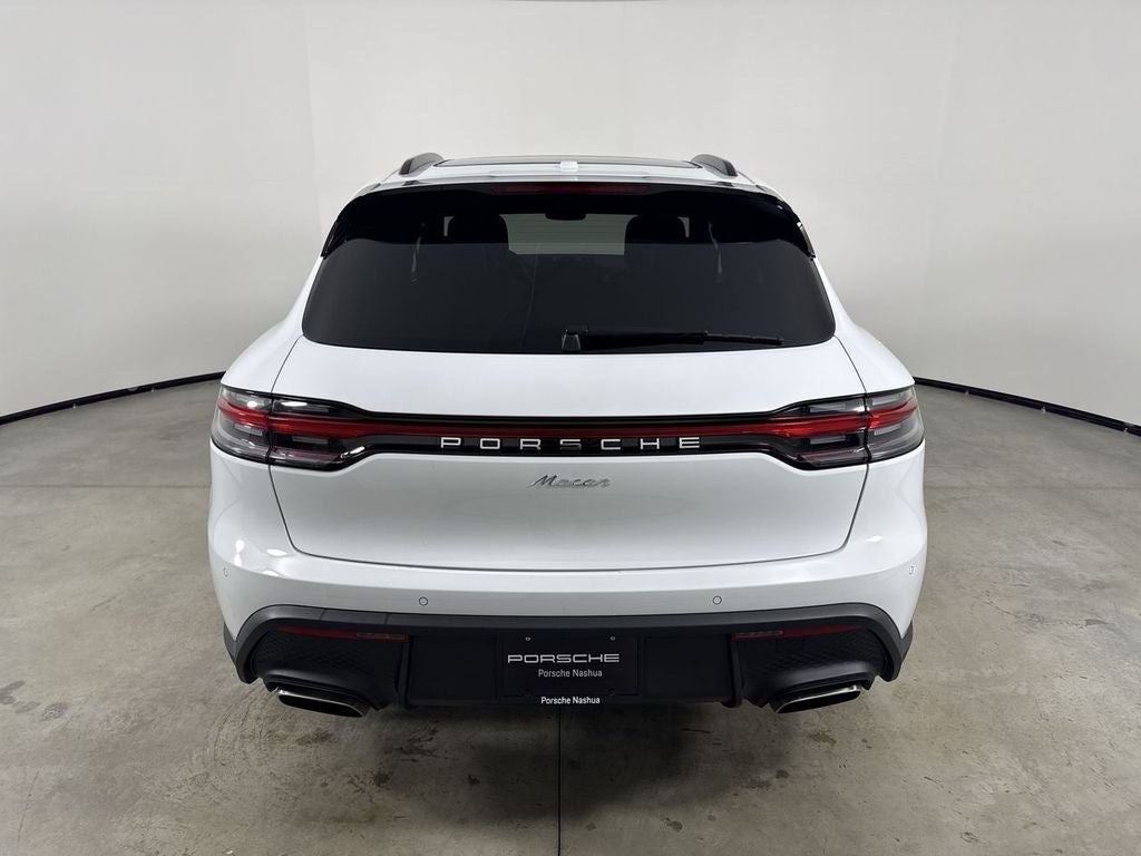 2026 Porsche Macan Macan