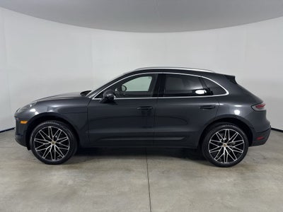 2026 Porsche Macan AWD