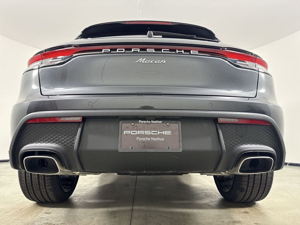 2026 Porsche Macan AWD