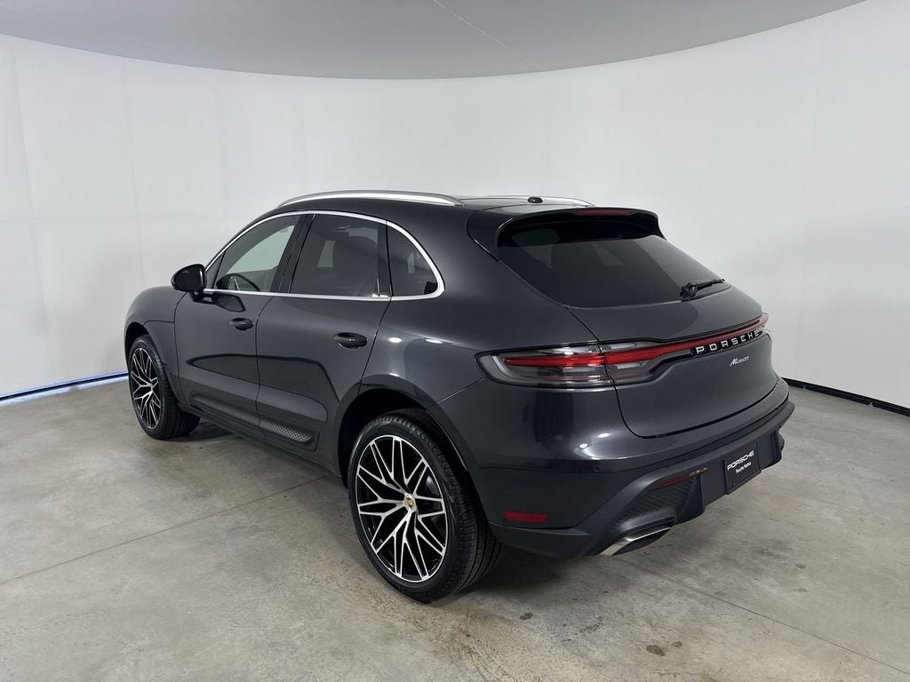 2026 Porsche Macan AWD